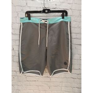 Indigenous Freedom Mens Size Medium Grey/White/Mint Swim Shorts.